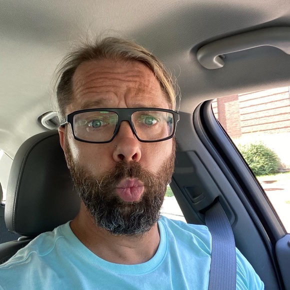 Meet your Posher, Posh - Picture 10 of 10